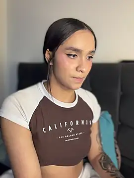 Isabella-Teen webcam