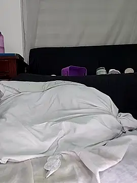 estrella_tasty webcam