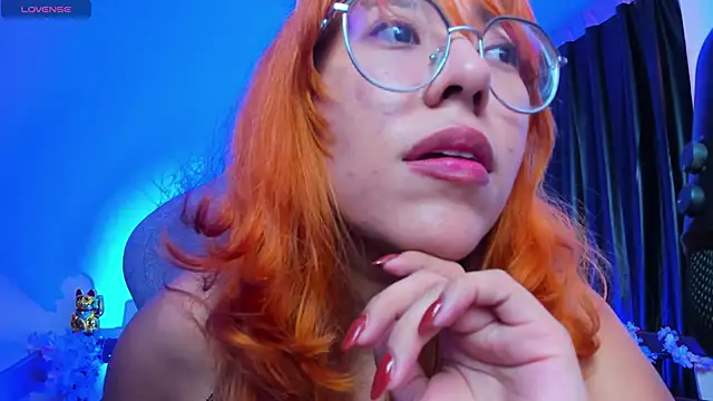 _Moon_Johnson webcam