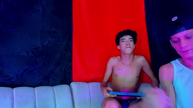 Pleasure_boys_hot webcam