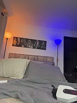 Webcam Model (eimi_spacee)  is live.Free join now!