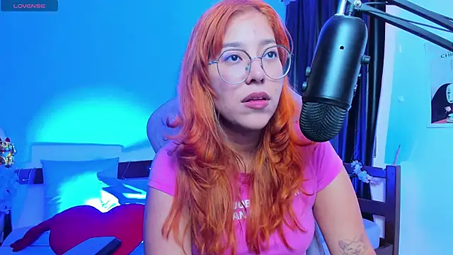 _Moon_Johnson webcam