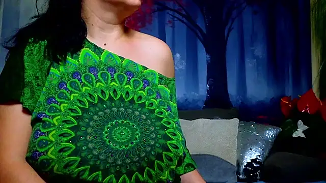 ElizabethEven webcam