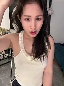 美女littlesluttycat在线直播