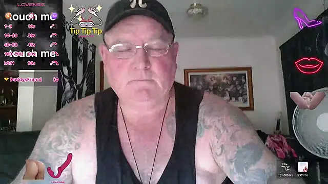 KINKYBLUEYES69 webcam