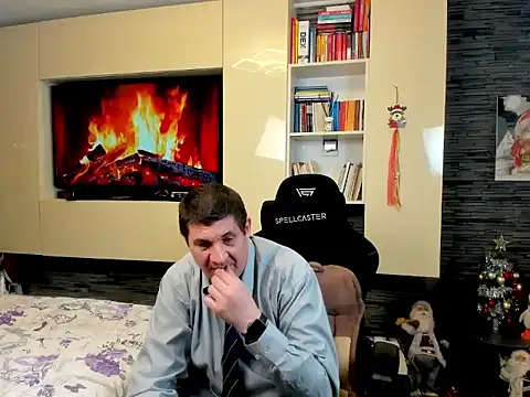 SpartacusDaddy48 webcam