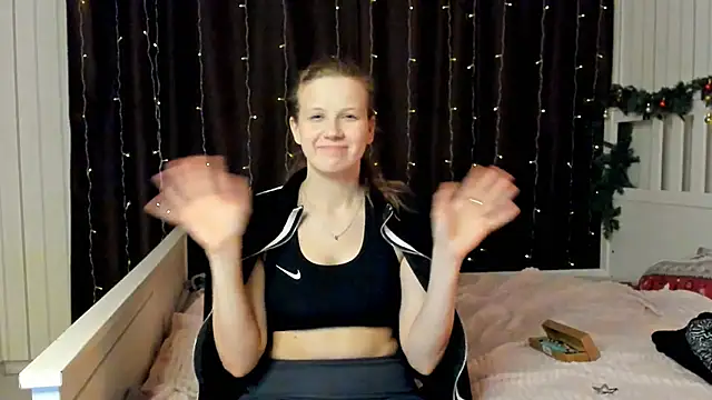 AprylSalisbury webcam