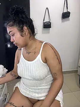 Latin_bigbutt webcam