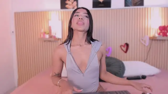 Harmony_Malkova webcam