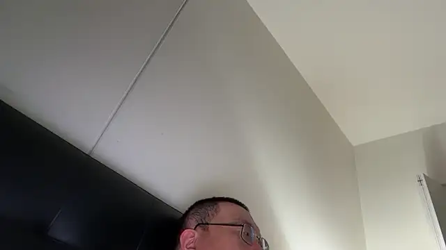 happynewyear111222 webcam