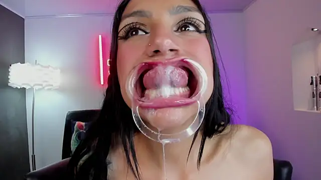 miss___evangeline webcam