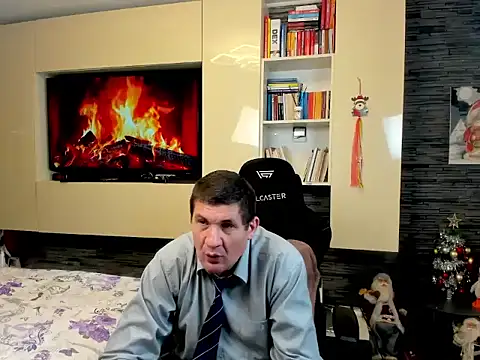 SpartacusDaddy48 webcam