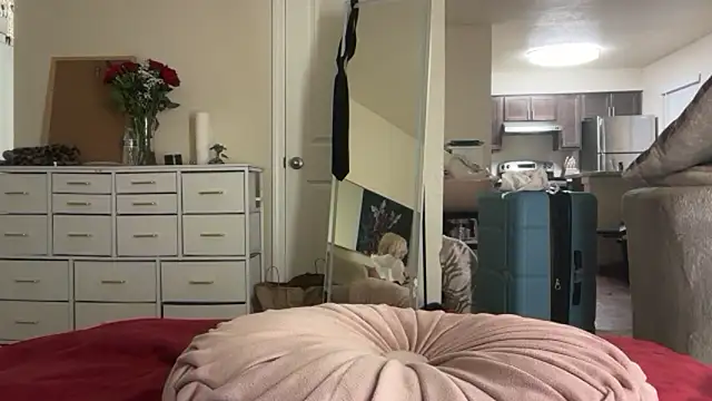 blondebunny999_9... Live Webcam on Stripchat