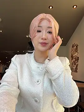 美女winter11在线直播