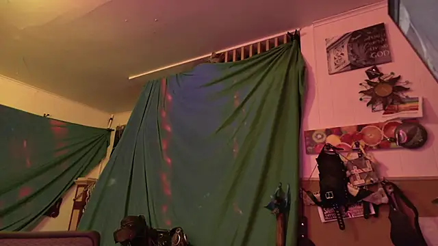 MasterDaddyCool — get whored out n find a daddy or slaves