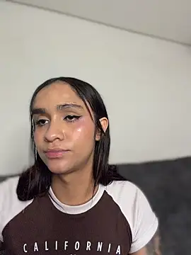 Isabella-Teen webcam