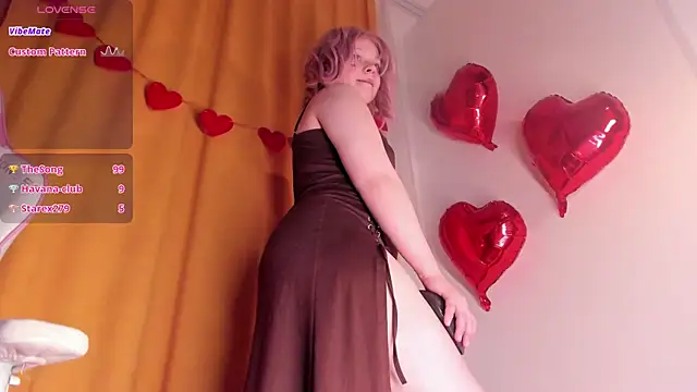 sueniceeeee - SueNiceeeee's free webcam - UK Sex Cams