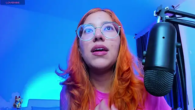 _Moon_Johnson webcam