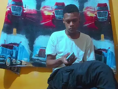 aunstin_farid1 - Aunstin_farid1's free webcam