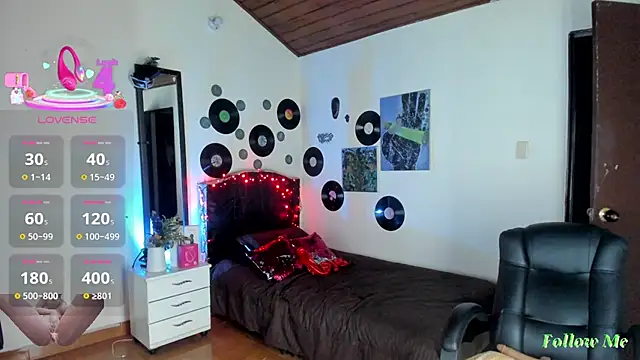 vampirellaa_crazy_ webcam