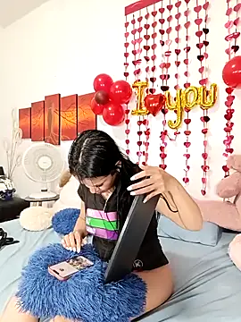 ASHLEY_SUNNY2 webcam