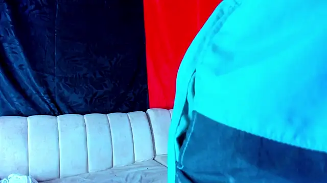 peter_boys_1 - Peter_boys_1's free webcam