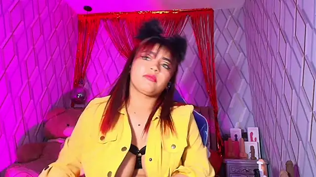 NicolleTaylor webcam