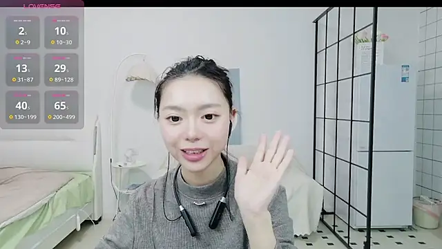 美女cosplay_LiLi在线直播