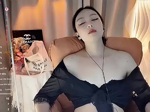 美女Lydia-668在线直播