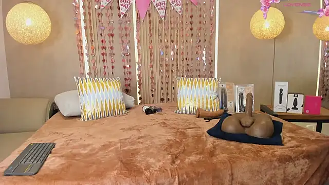 sabrina_shark_ webcam