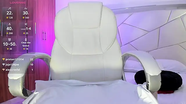 Natasha_Kiim_ webcam