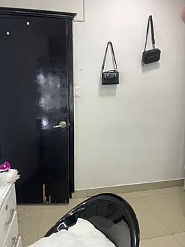 Latin_bigbutt webcam