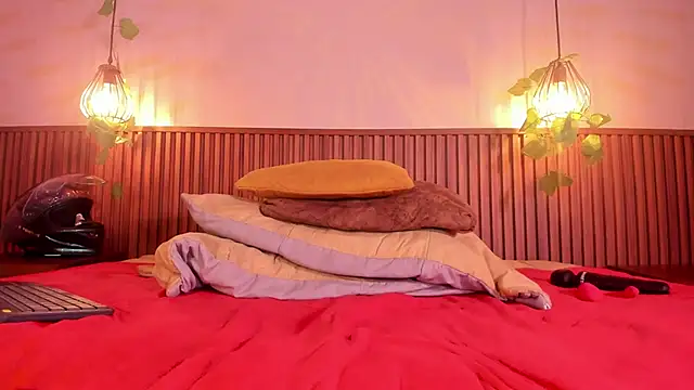 daphne_courtis webcam