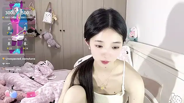 美女OiOi-666在线直播