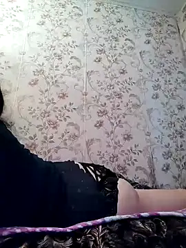 Zulfiya_Bruce webcam