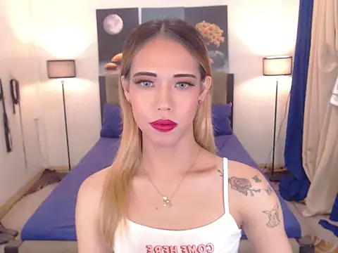 PreciousAmore webcam