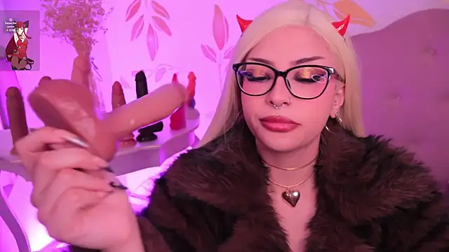 Misselektra__ webcam