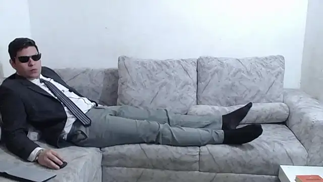 victor_maitland (M young) - Hottie Biz cum