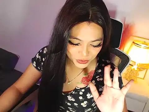 MajesticKitana webcam