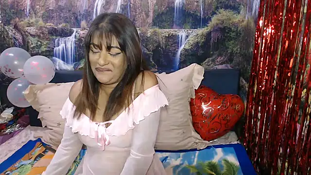 indianaqua (F milf) - full nude oil show