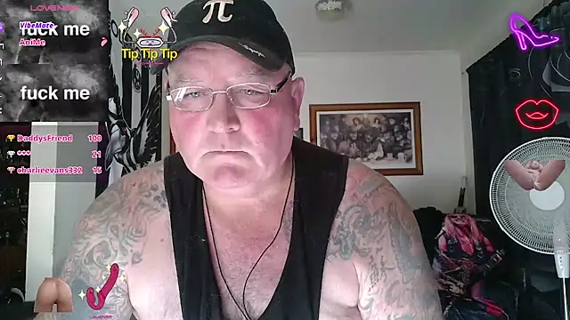 KINKYBLUEYES69 webcam