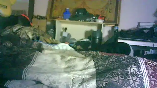 ON3YOULLN3VER_FIR3 webcam