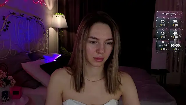 molly_crystal webcam