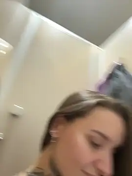 kishamur (F young) - blowjob show