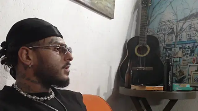 liyamjunior - Liyamjunior's free webcam - UK Sex Cams