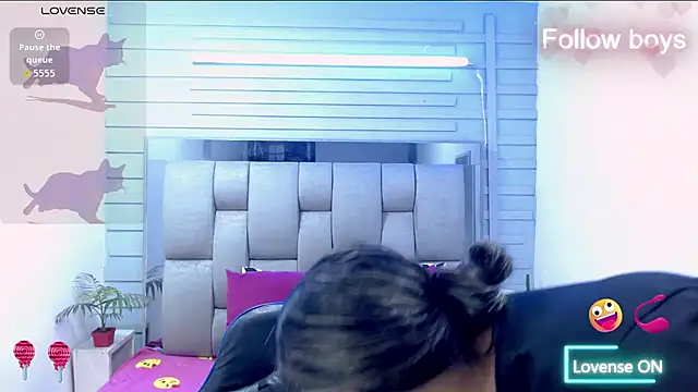 evelin_zaens - Evelin_zaens's free webcam - UK Sex Cams