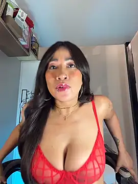 AsianMilfSheryl webcam