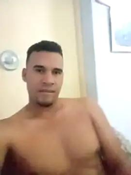 adriel_perez webcam