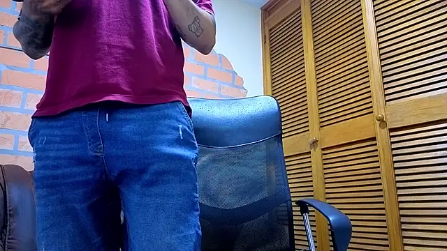 mister_eithan webcam