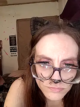 snowbird1117 - Snowbird1117's free webcam - UK Sex Cams